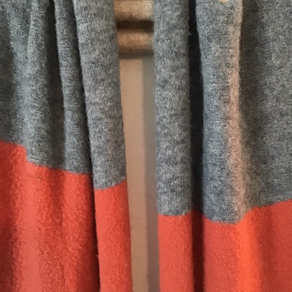 Bienna Color Block Wrap - Picture 3 of 5